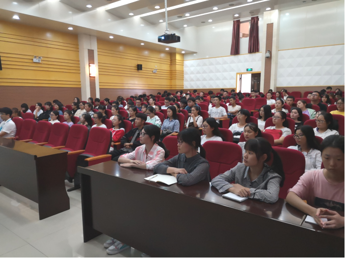 中鋁集團專家蒞臨我院開展軟件開發(fā)技術(shù)講座